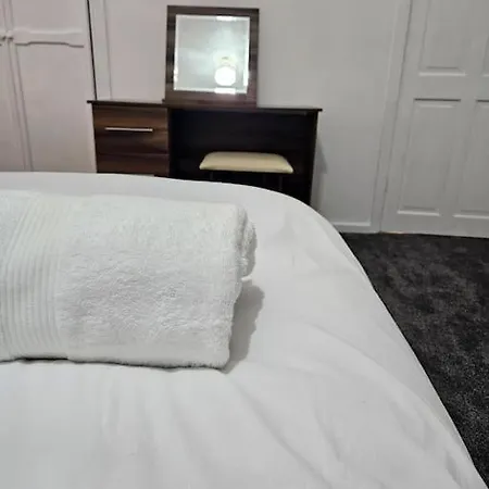 Lovely City Home + Free Parking Manchester Exterior photo